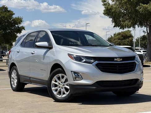 Used 2018 Chevrolet Equinox LT AWD/4WD image 2