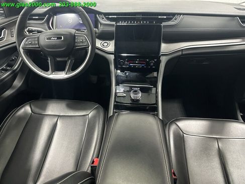 Used 2023 Jeep Grand Cherokee L Limited AWD/4WD image 6