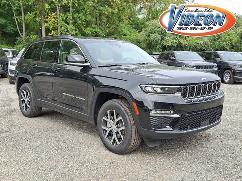 New 2025 Jeep Grand Cherokee Limited w/ Luxury Tech Group II image 1