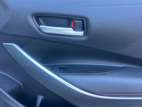 Used 2024 Toyota Corolla SE w/ SE Premium Package image 19