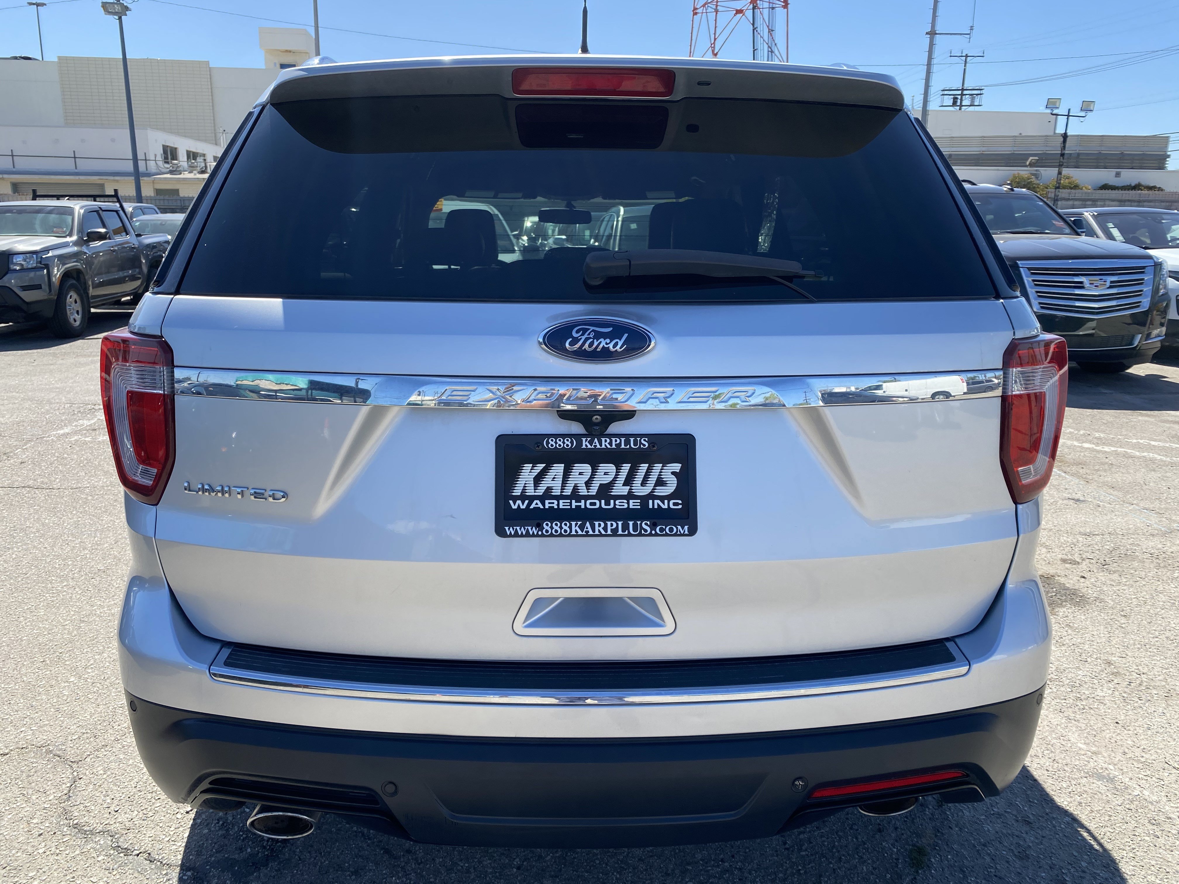 Used 2018 Ford Explorer Limited FWD image 12