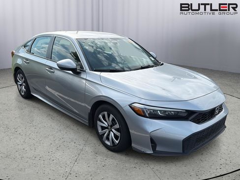 Used 2025 Honda Civic LX image 6
