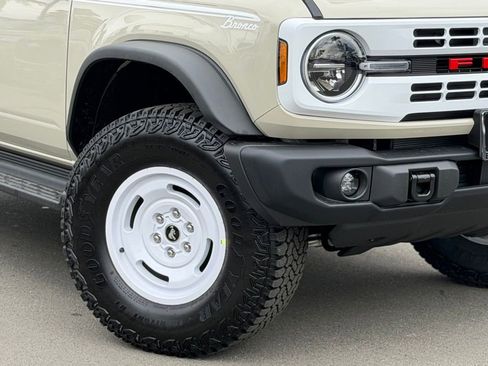 New 2026 Ford Bronco Heritage Edition AWD/4WD image 5