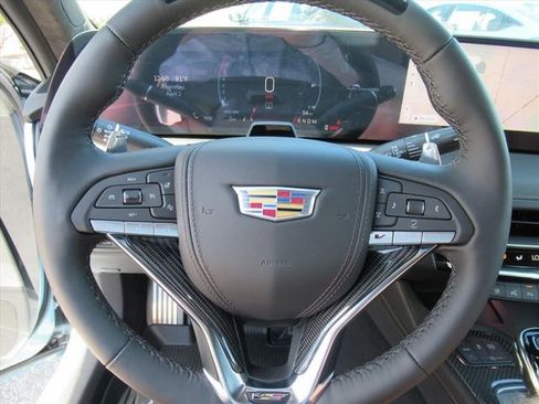 New 2026 Cadillac CT5 V RWD image 21