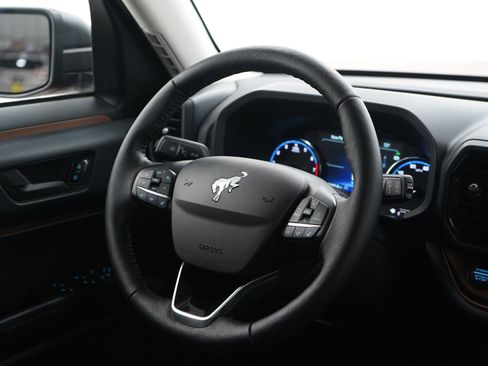 Used 2022 Ford Bronco Sport Outer Banks w/ Tech Package image 13