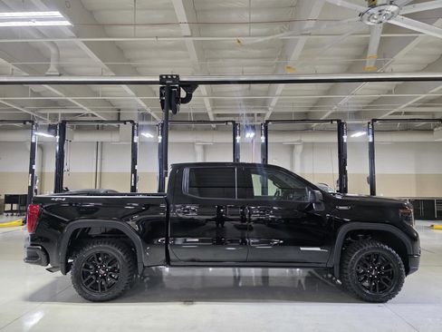 Used 2025 GMC Sierra 1500 Elevation image 7