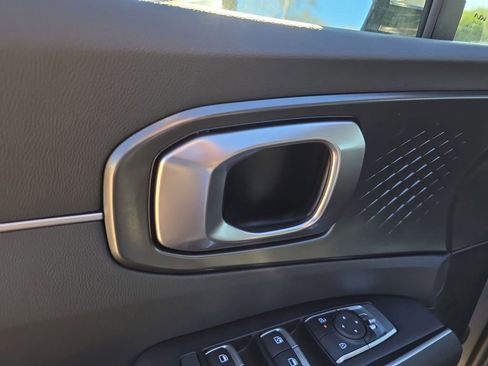 Certified 2026 Kia Sorento S FWD image 18