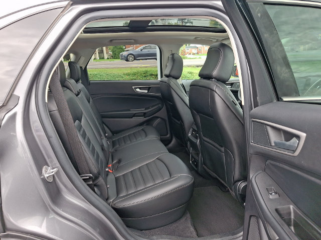 Used 2021 Ford Edge SEL w/ Convenience Package AWD/4WD image 45