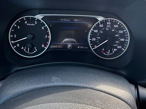 Used 2022 Nissan Sentra SV w/ Trunk Package image 9