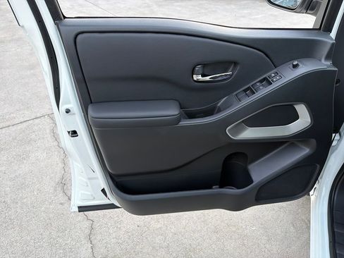 New 2026 Nissan Frontier SV w/ SV Convenience Package image 15
