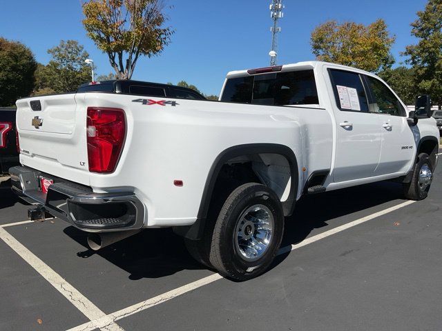 Used 2023 Chevrolet Silverado 3500 LT w/ Convenience Package AWD/4WD image 8