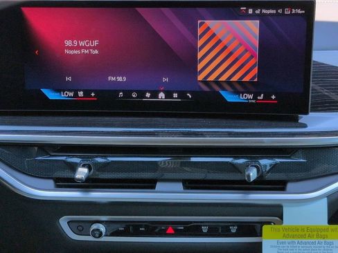 New 2026 BMW X5 xDrive40i w/ M Sport Package AWD/4WD image 18