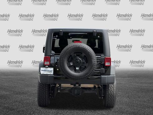 Used 2017 Jeep Wrangler Unlimited Sport AWD/4WD image 6