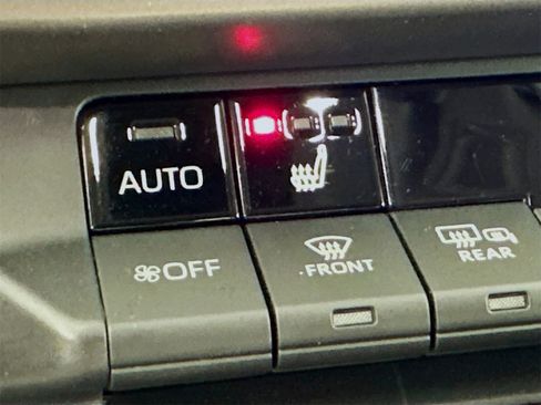 Certified 2025 Toyota Camry LE w/ Convenience Package image 20