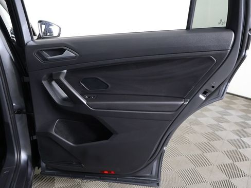 Used 2021 Volkswagen Tiguan S AWD/4WD image 27