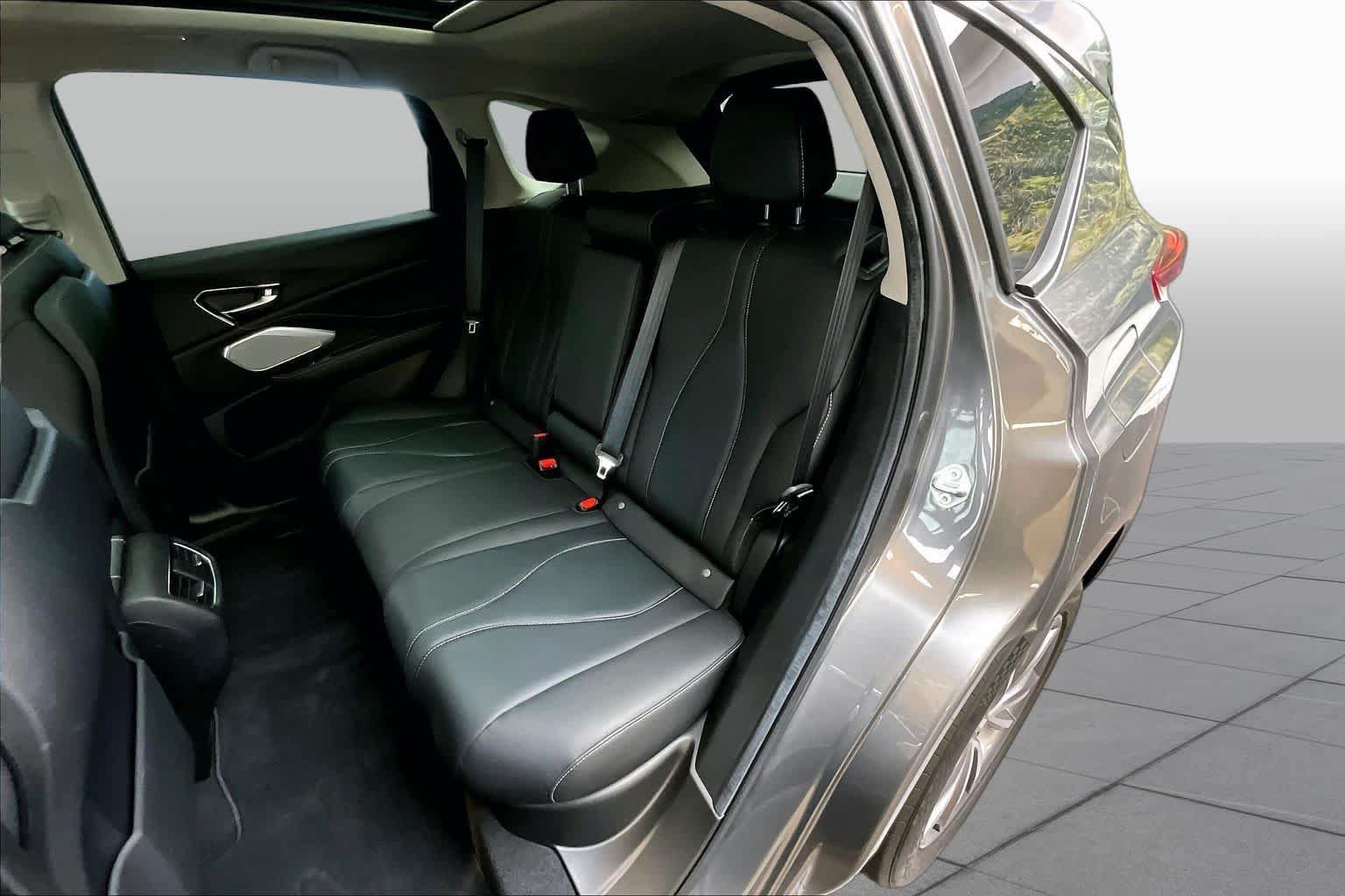 Used 2023 Acura RDX w/ Technology Package FWD image 21