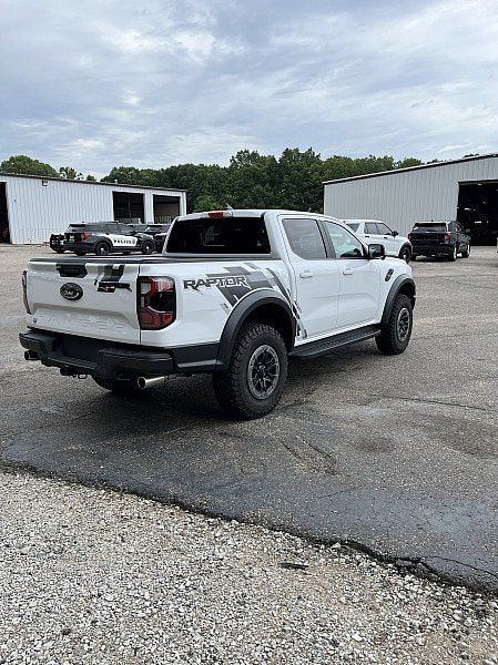 Used 2025 Ford Ranger Raptor AWD/4WD image 7