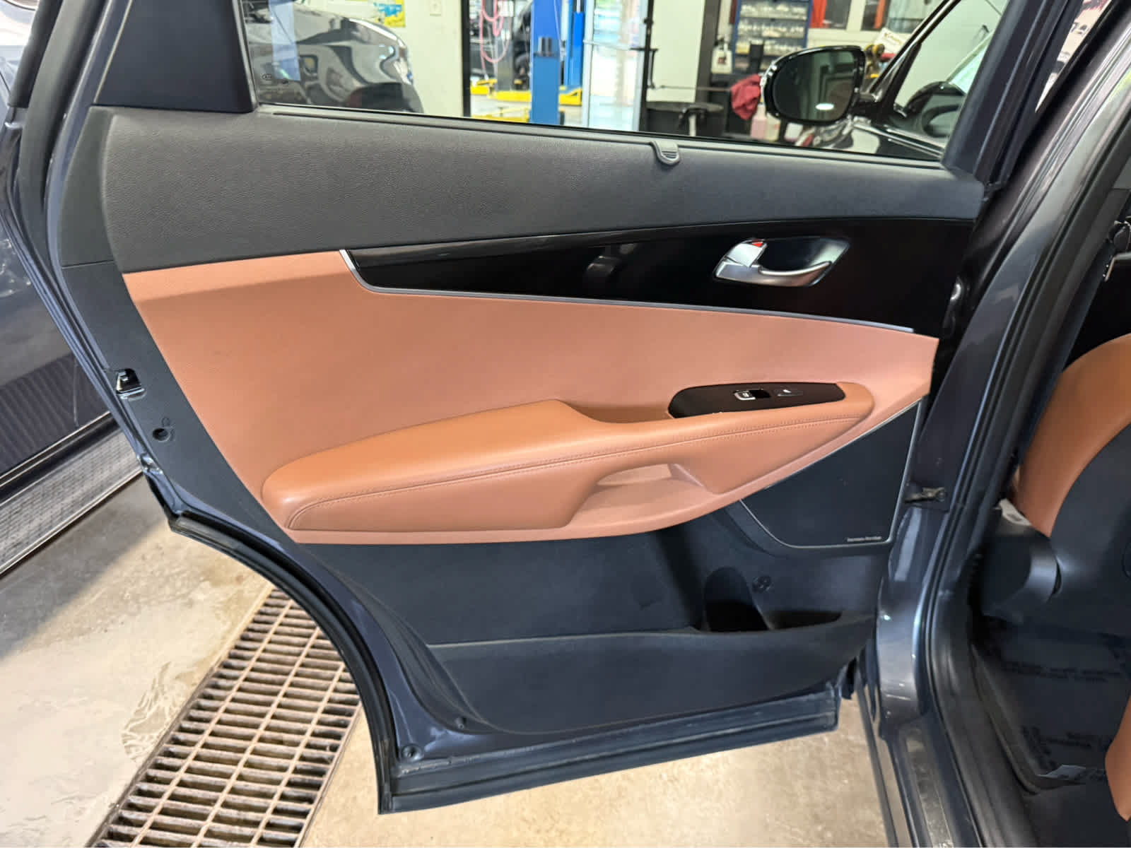Used 2019 Kia Sorento SX AWD/4WD image 25