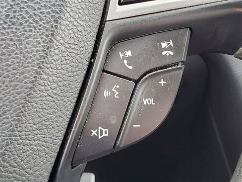 Used 2018 Ford Fusion S image 18