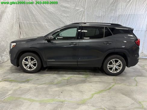 Used 2019 GMC Terrain SLE w/ Driver Convenience Package image 13