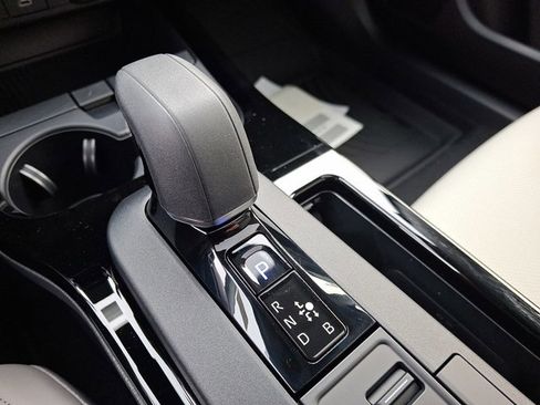 New 2026 Toyota Prius XLE image 13