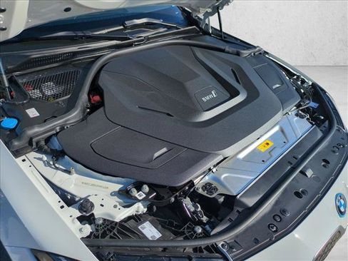 Used 2025 BMW i4 eDrive40 w/ Parking Assistance Package RWD image 24