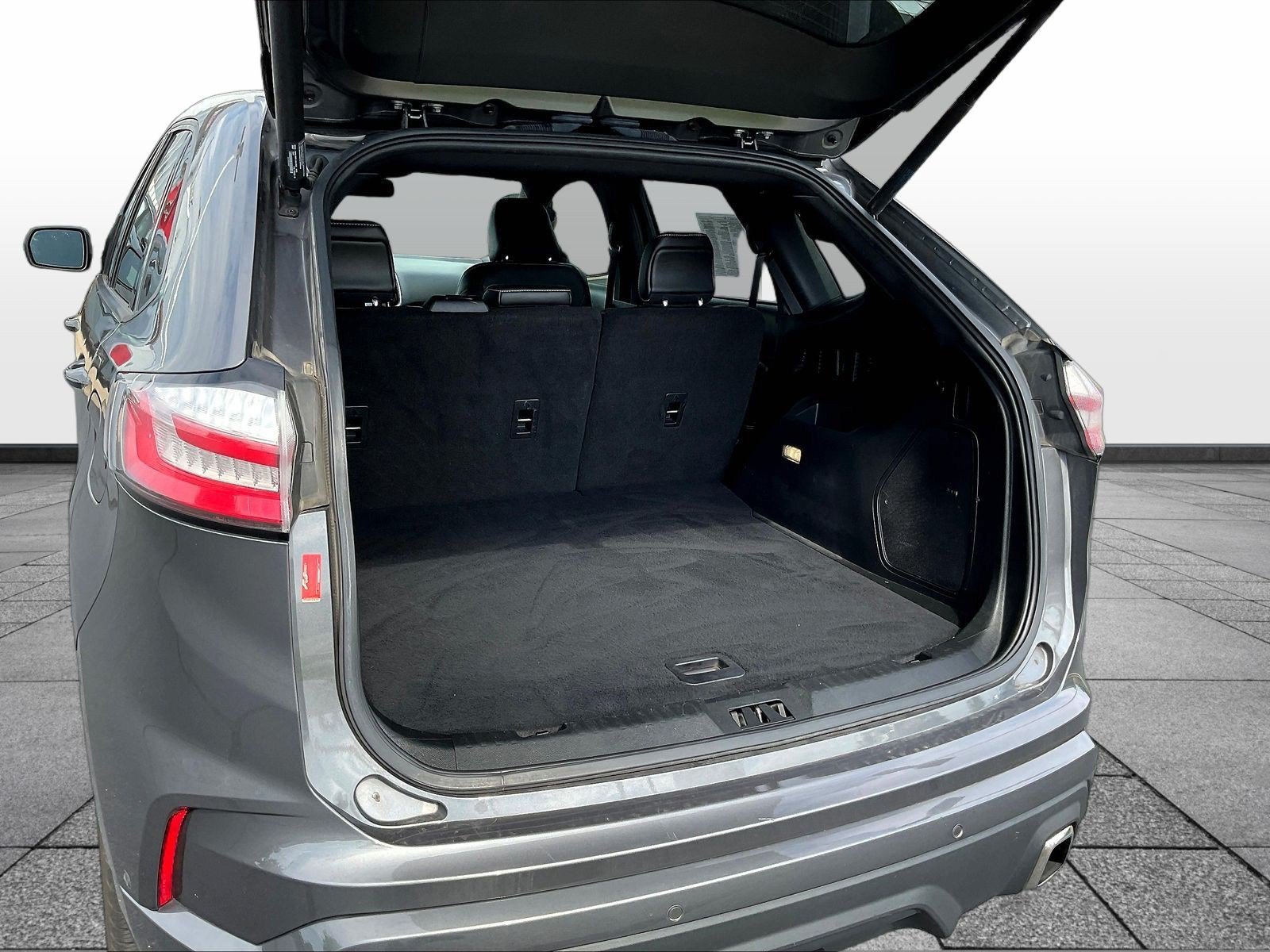 Used 2021 Ford Edge ST w/ Equipment Group 401A AWD/4WD image 9