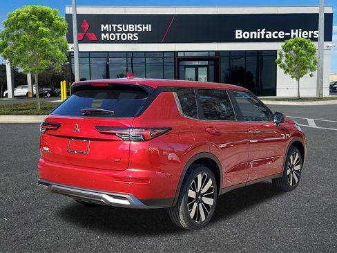 New 2026 Mitsubishi Outlander SE FWD image 4