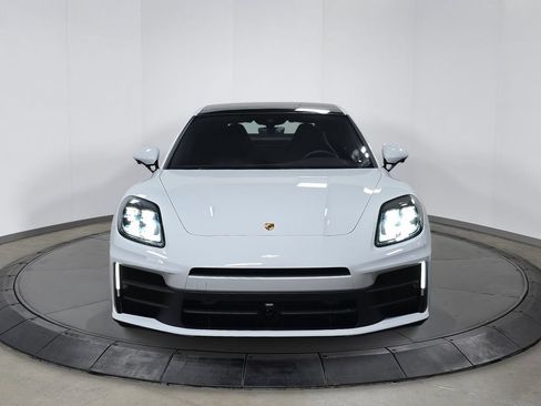 Certified 2025 Porsche Panamera RWD image 10