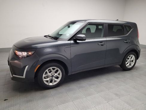 Used 2024 Kia Soul LX w/ Option Group 015 image 2