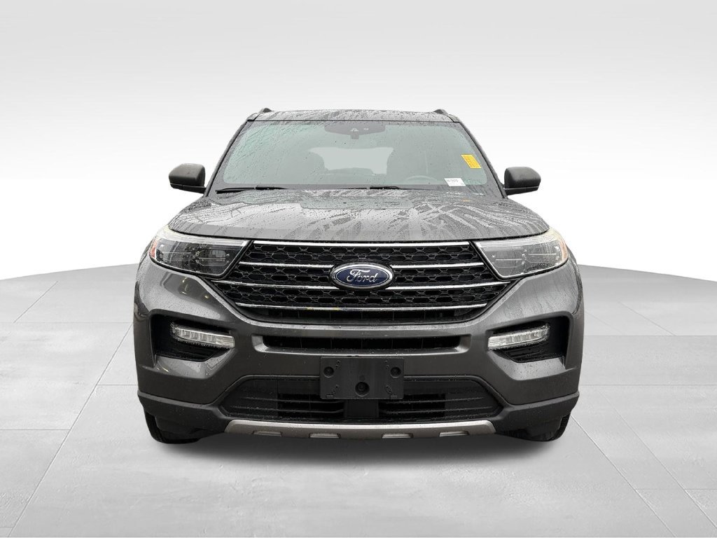 Used 2020 Ford Explorer XLT w/ Equipment Group 202A AWD/4WD image 25