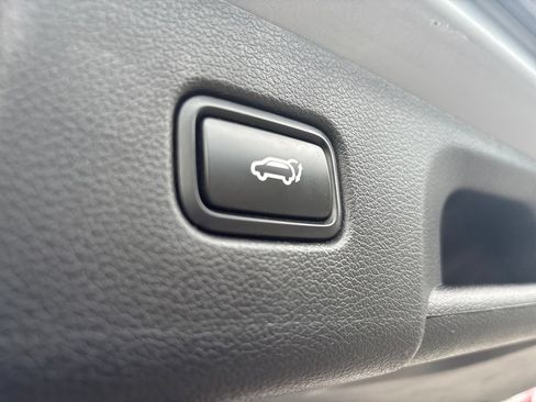 Used 2020 Hyundai Palisade SEL FWD image 31