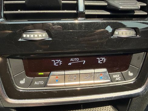 Used 2019 BMW X5 xDrive40i w/ Convenience Package AWD/4WD image 31