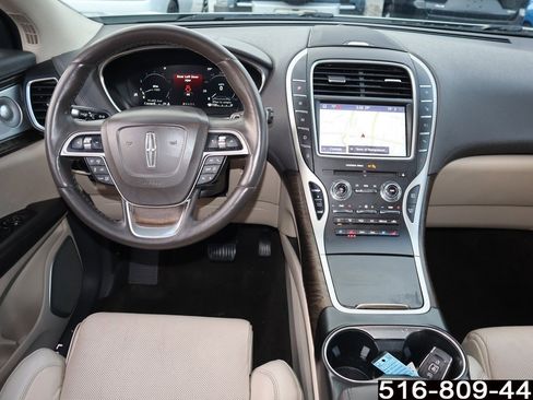 Used 2020 Lincoln Nautilus Reserve w/ Equipment Group 202A image 14