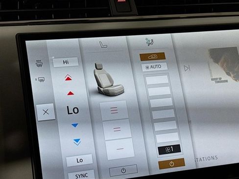 Used 2026 Land Rover Range Rover Evoque S image 23