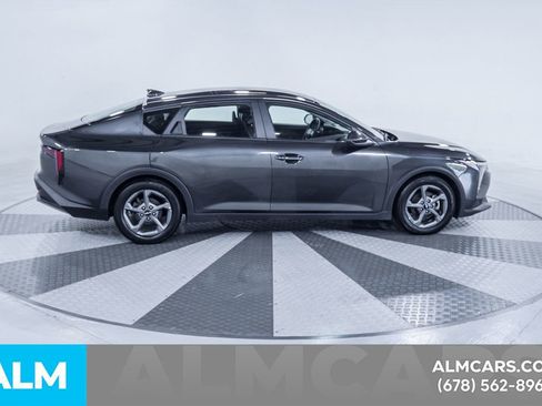 Used 2025 Kia K4 FWD image 11