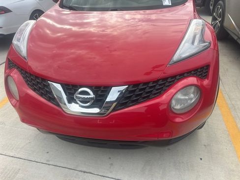 Used 2015 Nissan Juke S image 2