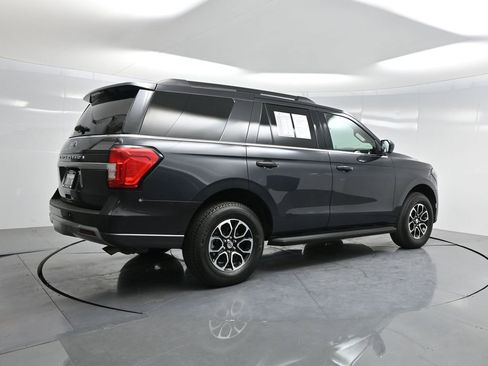 Used 2024 Ford Expedition XLT image 48