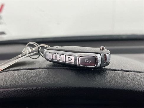 Used 2023 Kia Forte LXS image 27