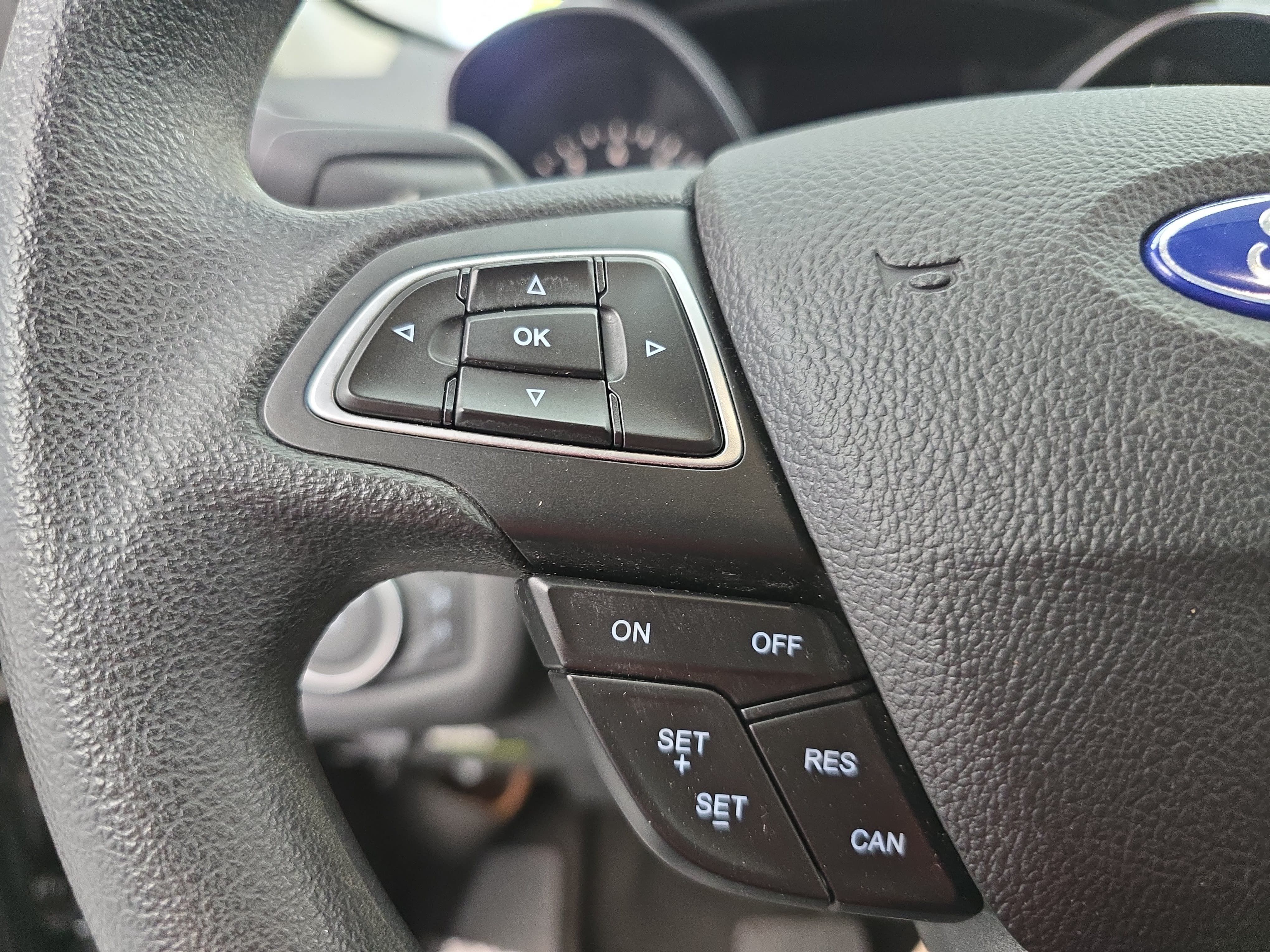 Used 2019 Ford Escape SE FWD image 16