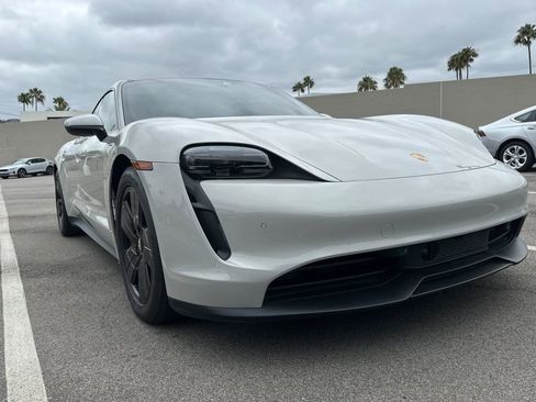 Used 2021 Porsche Taycan 4S AWD/4WD image 2