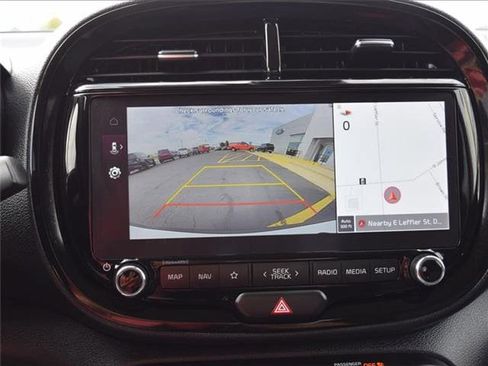 Used 2023 Kia Soul S image 13