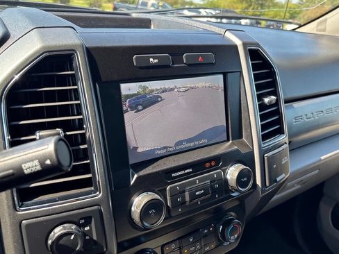 Used 2021 Ford F250 XLT AWD/4WD image 30