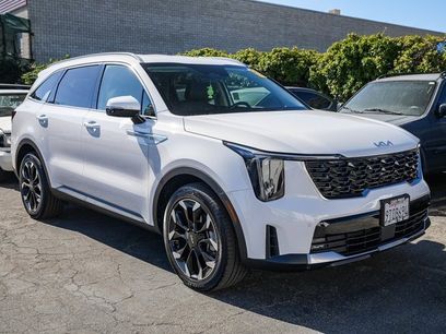 Certified 2025 Kia Sorento EX