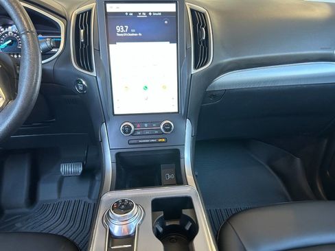 Used 2021 Ford Edge SEL w/ Convenience Package AWD/4WD image 15