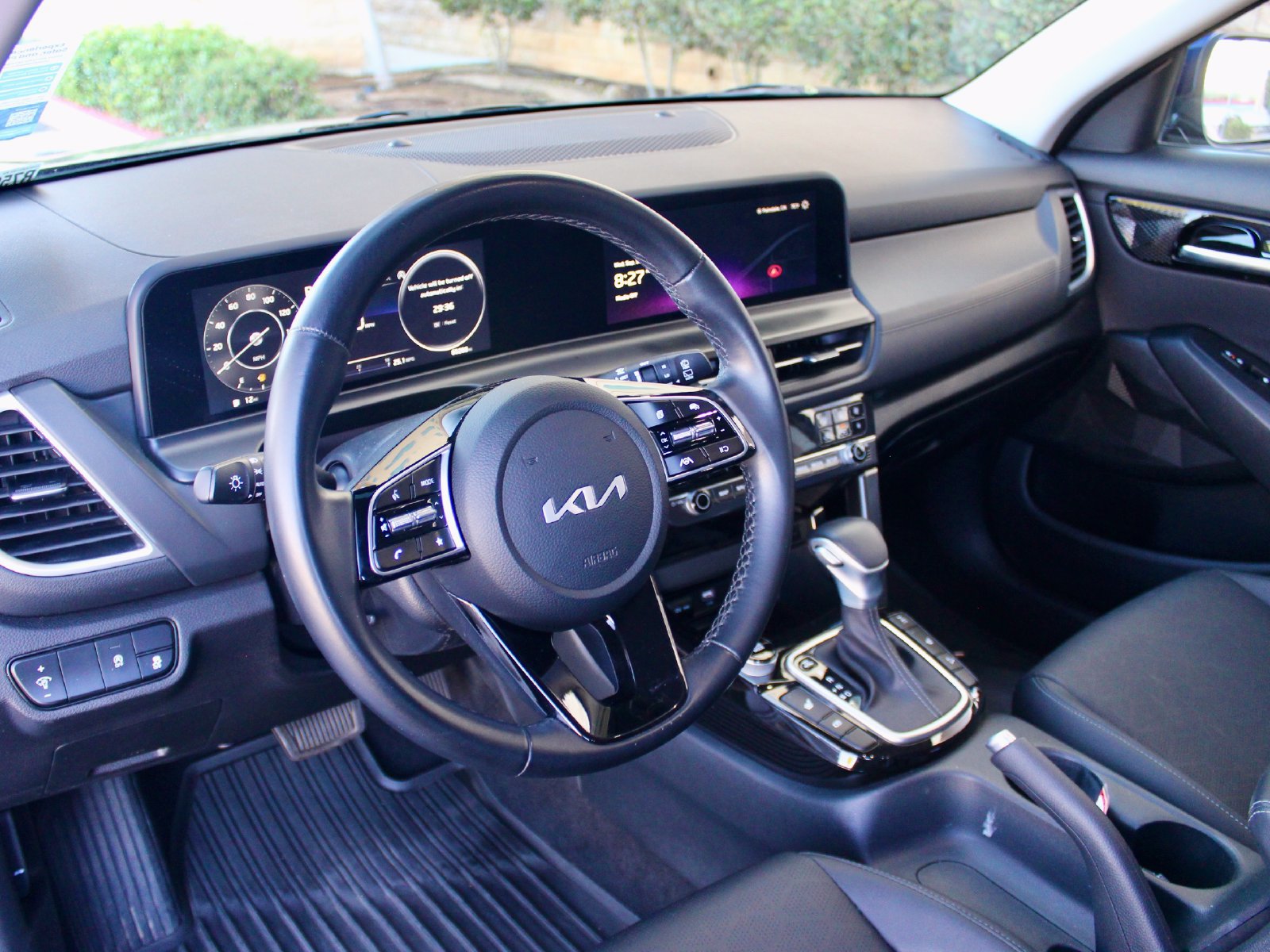 Used 2024 Kia Seltos EX AWD/4WD image 19