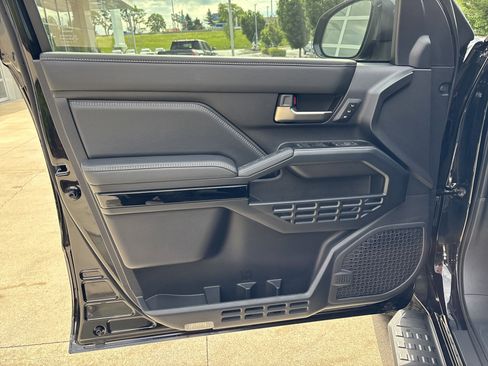 New 2026 Toyota 4Runner Limited AWD/4WD image 19