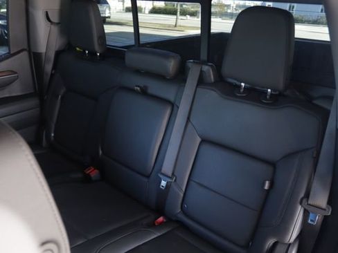 Used 2025 Chevrolet Silverado 1500 LT Trail Boss w/ Convenience Package II image 30