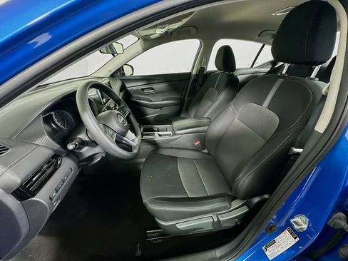 Used 2024 Nissan Sentra SV FWD image 12