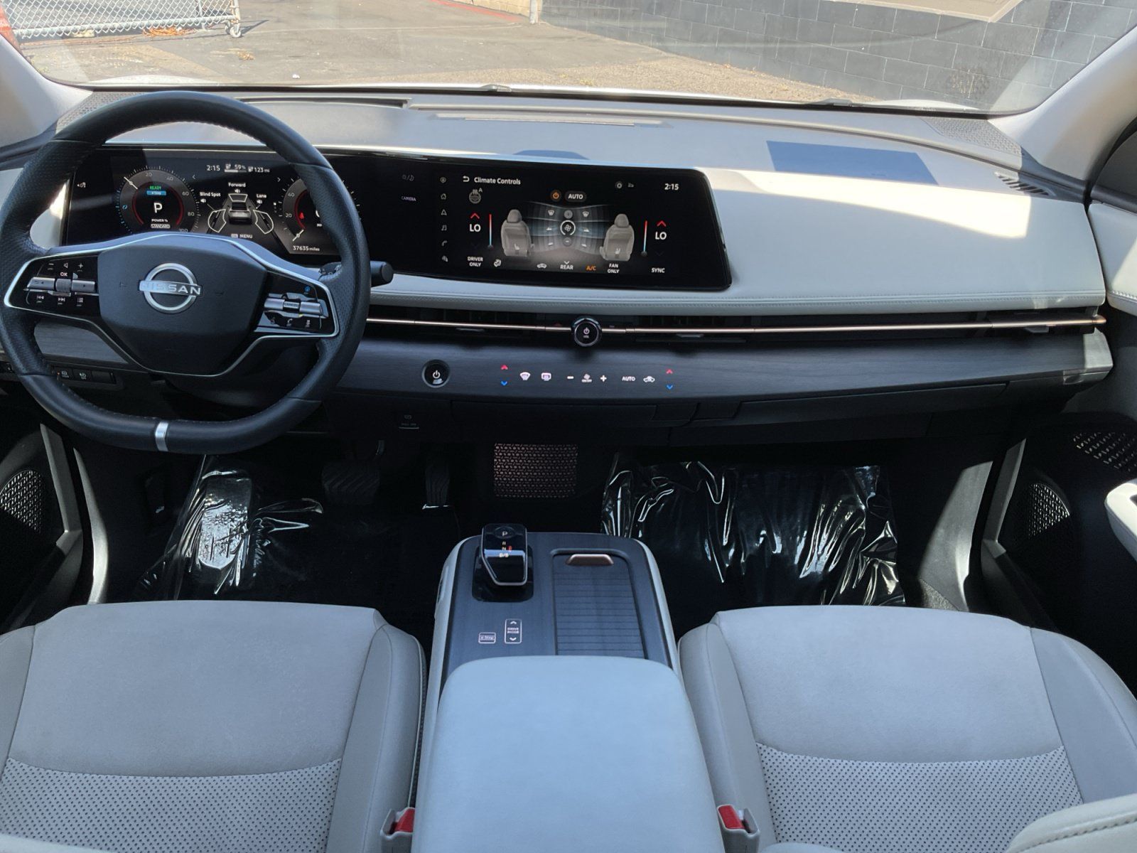 Used 2023 Nissan Ariya FWD image 15